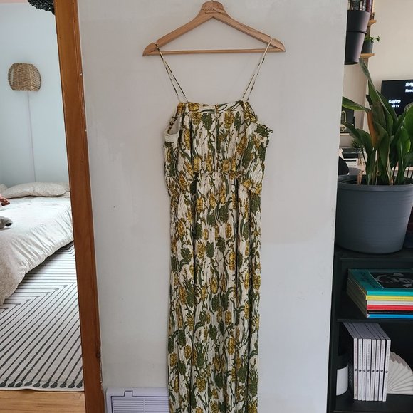 Pleated summer dress (formal or casual) - Picture 7 of 9